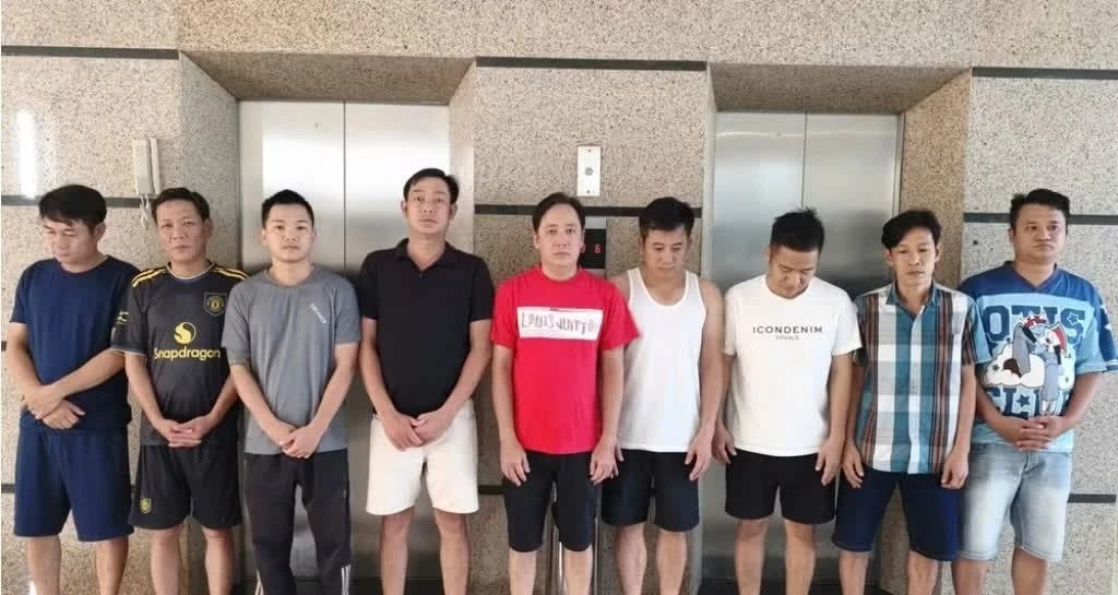 Đường d&acirc;y c&aacute; độ,  World Cup ảnh 3