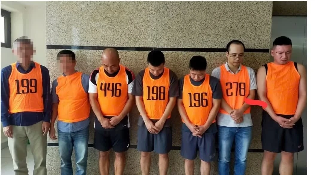 Đường d&acirc;y c&aacute; độ,  World Cup ảnh 1