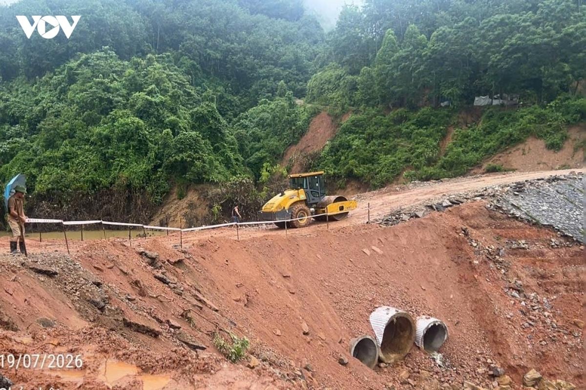 Thông xe trên Quốc lộ 12, nối 2 tỉnh Lai Châu - Điện Biên