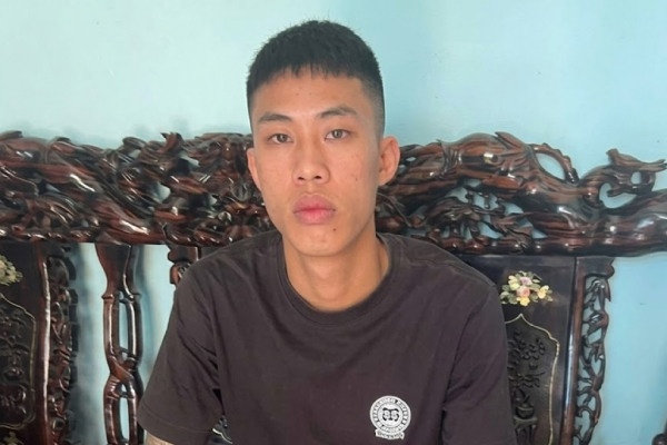 Vận động thành công đối tượng truy nã gây rối trật tự ra đầu thú