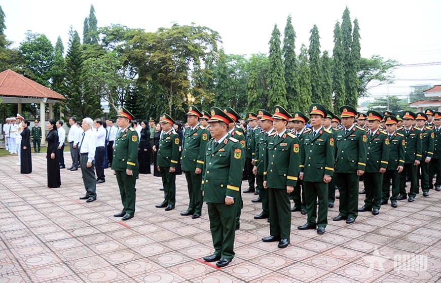 anh h&ugrave;ng liệt sĩ ảnh 1
