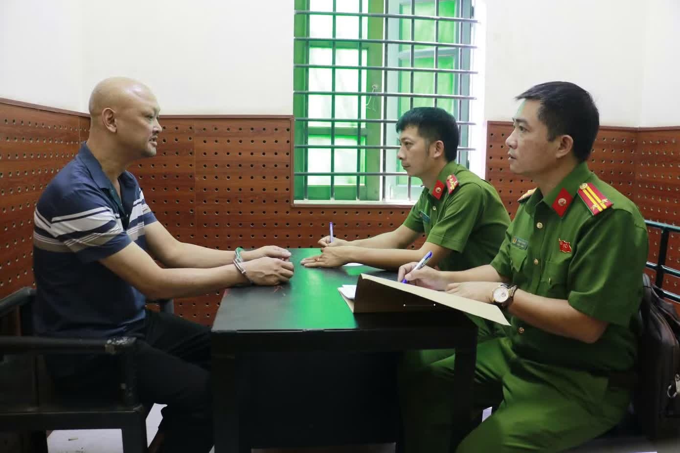 Đường d&acirc;y c&aacute; độ,  World Cup ảnh 5