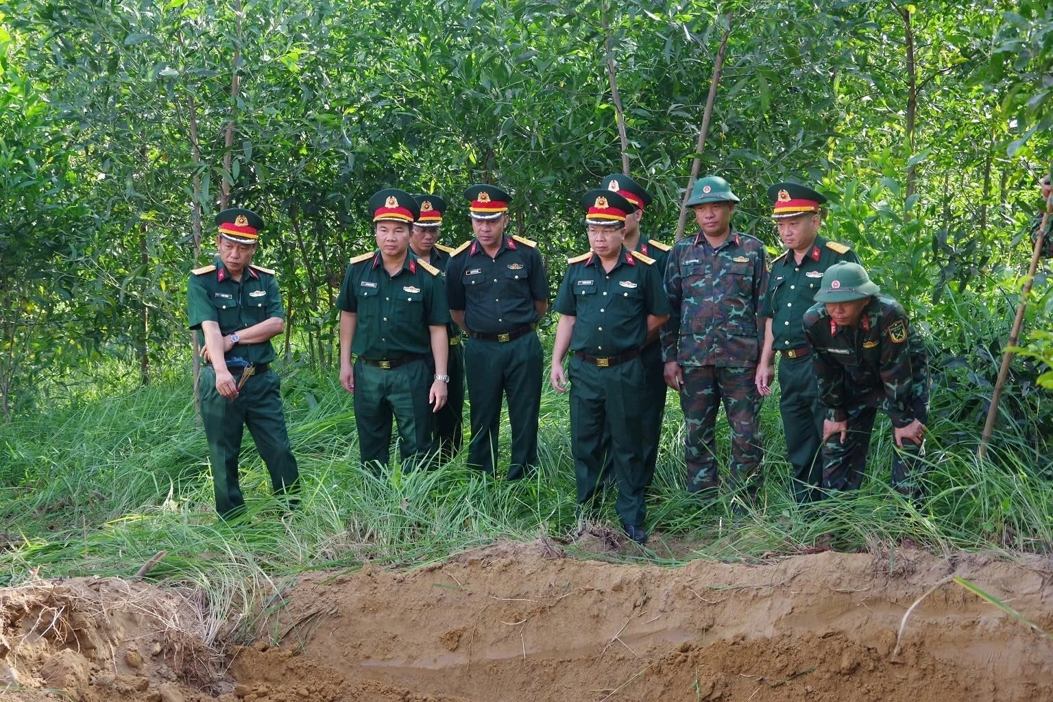 Tìm thấy 3 hài cốt liệt sĩ tại nơi radar phát hiện bất thường
