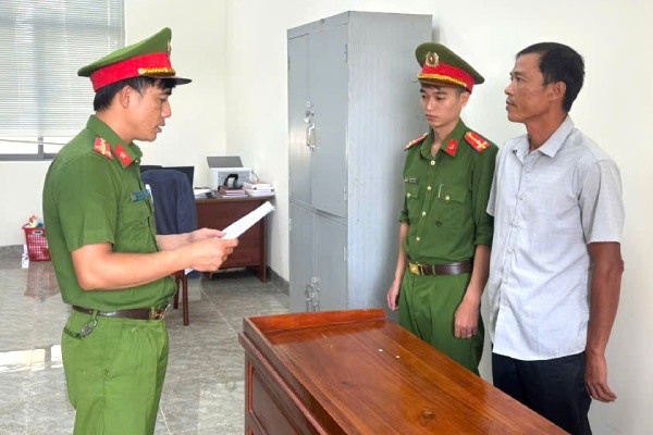 Nhận 15 triệu đồng chuyển nhầm nhưng không trả lại, một người bị khởi tố