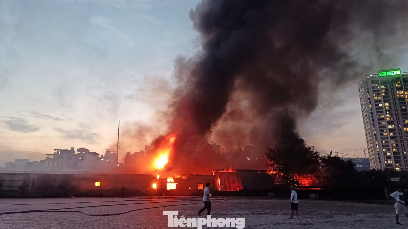 Ch&aacute;y ảnh 1