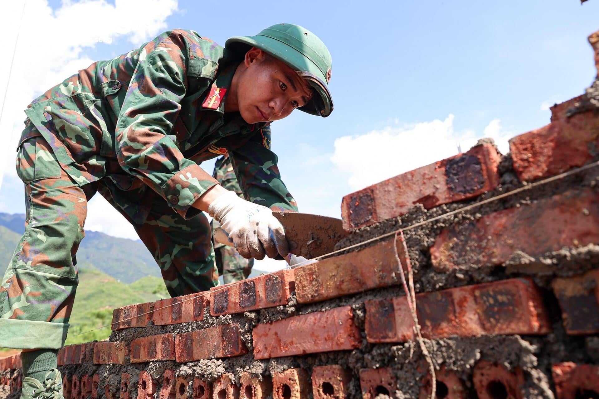 sạt lở lai ch&acirc;u ảnh 6