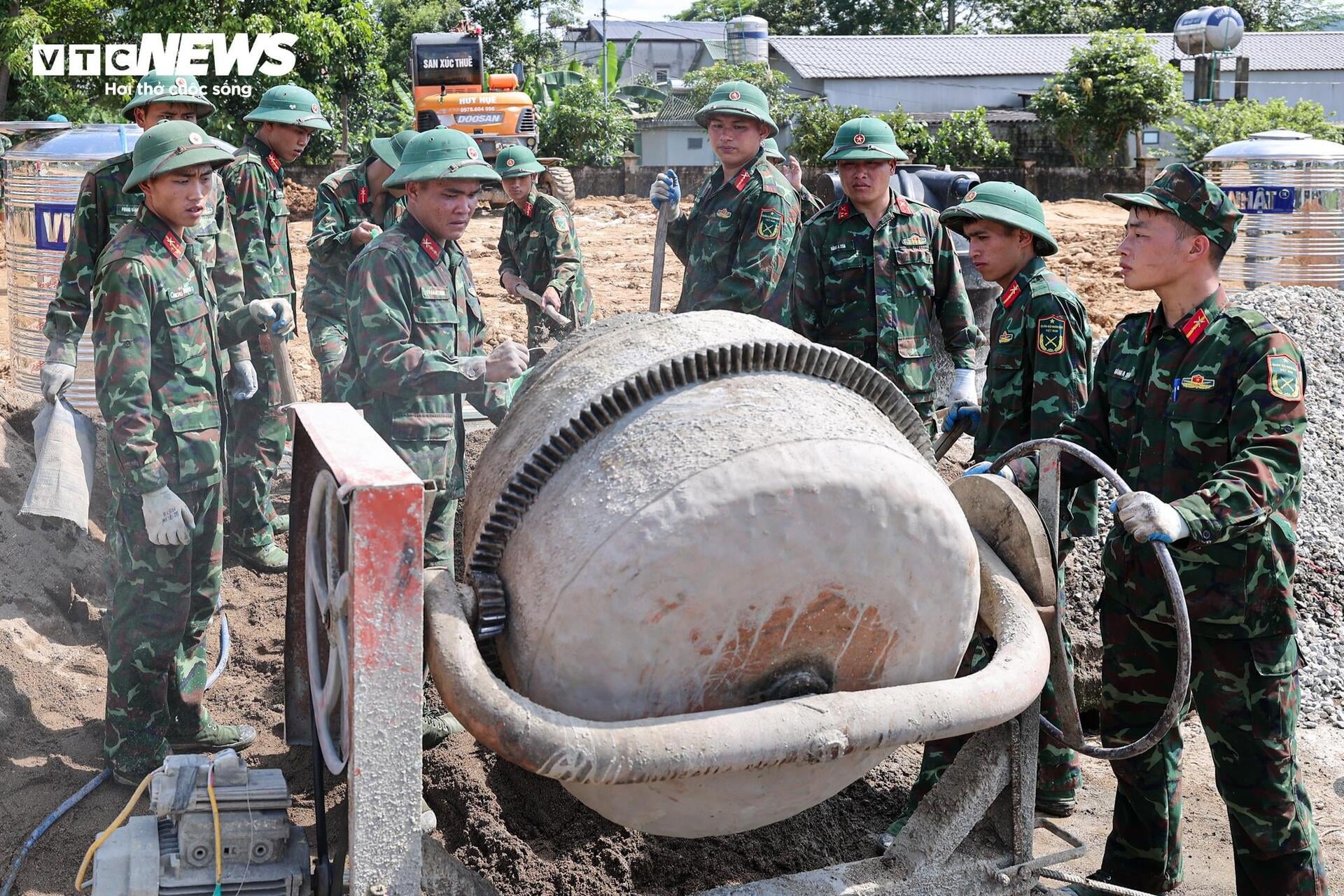 sạt lở lai ch&acirc;u ảnh 3
