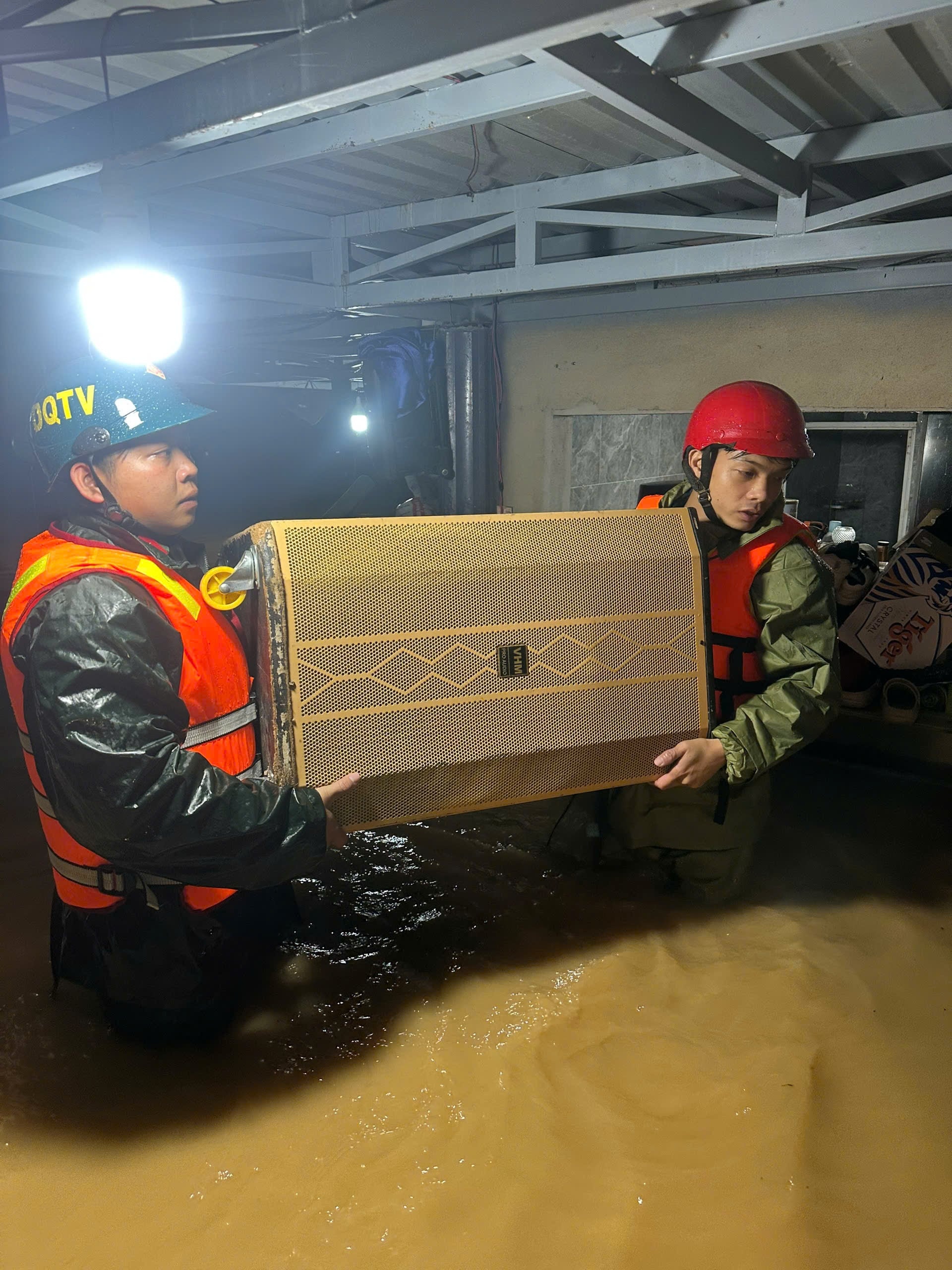 bảo lộc ngập ảnh 7