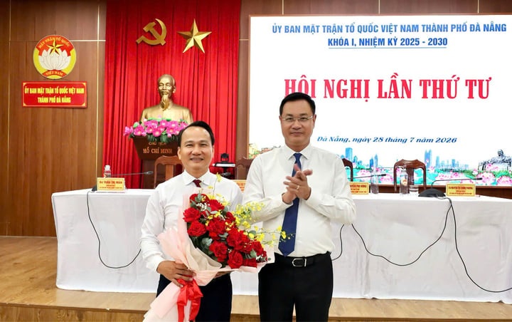 Ông Nguyễn Đình Vĩnh giữ chức Chủ tịch Ủy ban MTTQ Việt Nam TP Đà Nẵng