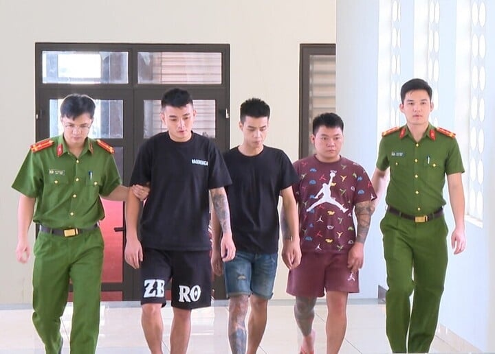cưỡng đoạt t&agrave;i sản ảnh 1
