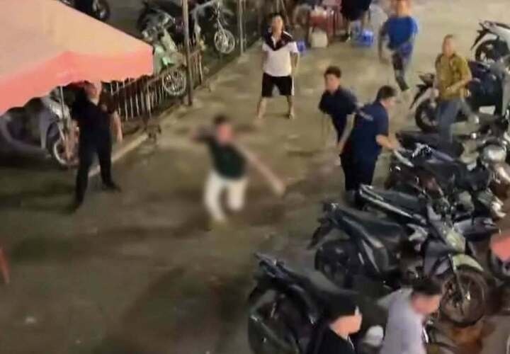 Công an Hà Nội truy bắt nhóm côn đồ cầm hung khí hỗn chiến tại quán ăn
