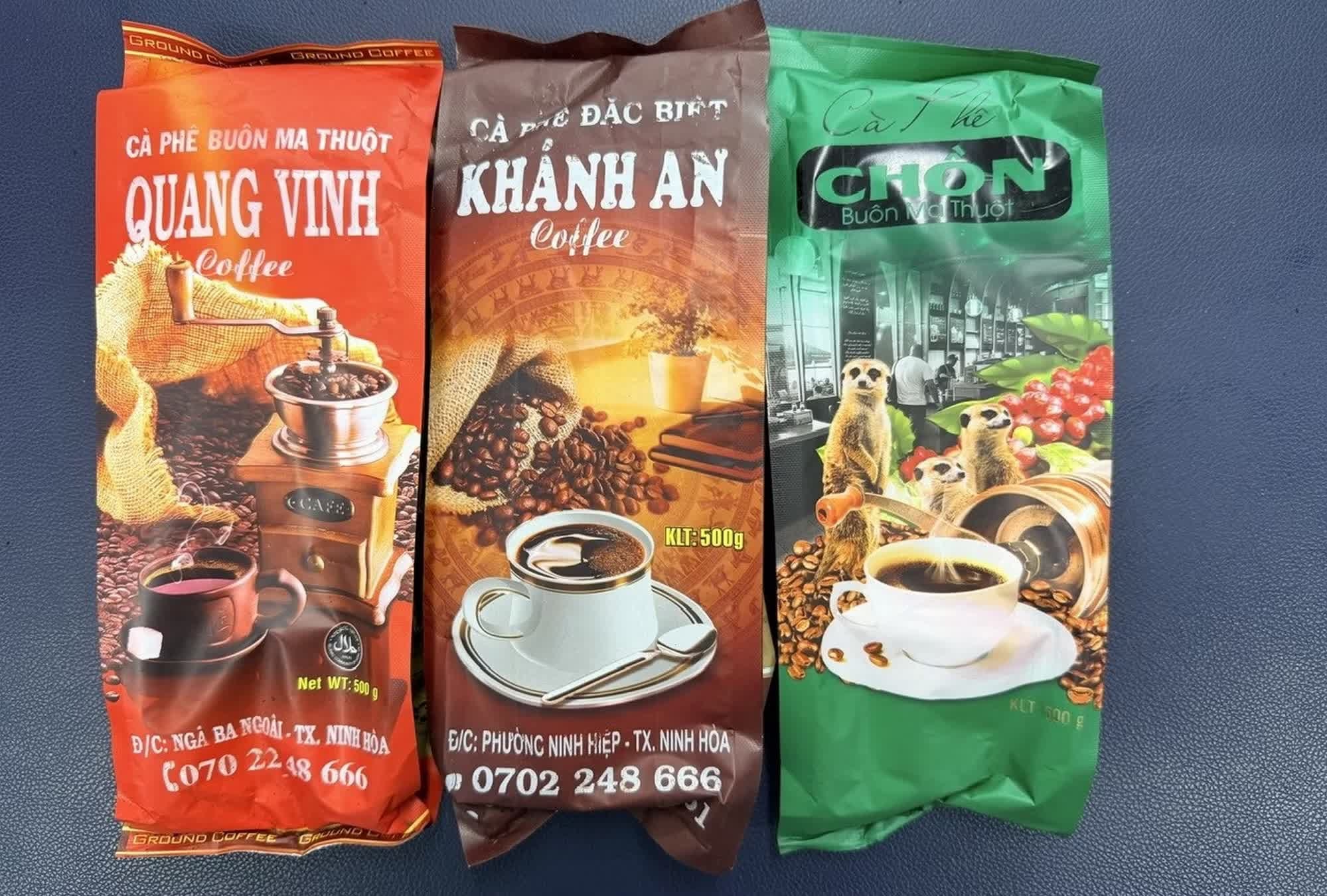 Hai chủ cơ sở sản xuất cà phê bị khởi tố cùng một tội danh