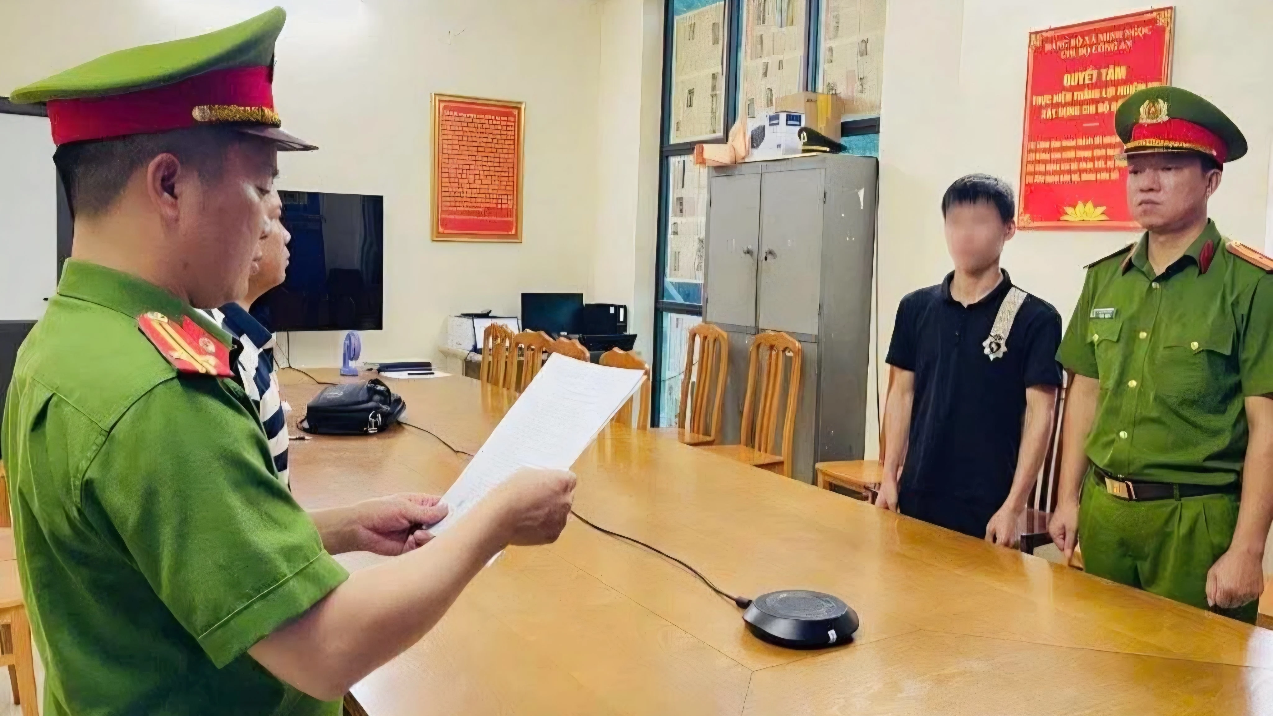 Khởi tố nhân viên lái xe du lịch khiến nữ du khách Anh tử nạn