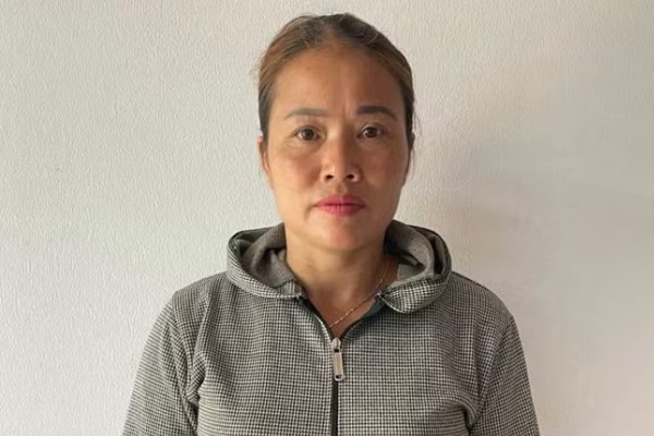 Mua tay gấu, mật gấu bán kiếm lời, 2 đối tượng bị khởi tố