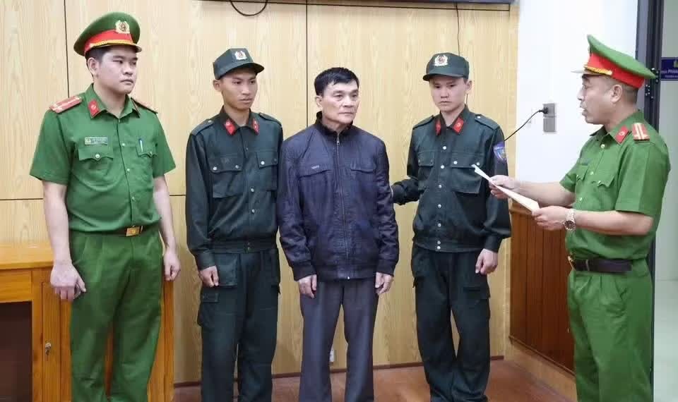 X&acirc;y dựng Hồng Th&aacute;i,  Thương mại Đại Lộc,  X&atilde; hội đen,  N&uacute;p b&oacute;ng doanh nghiệp ảnh 2