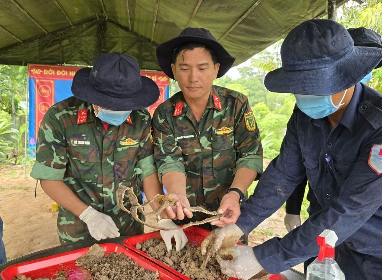 t&igrave;m kiếm liệt sĩ ảnh 2
