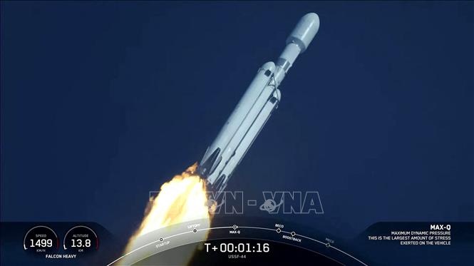 Tên lửa SpaceX trôi dạt có nguy cơ va chạm với Mặt Trăng