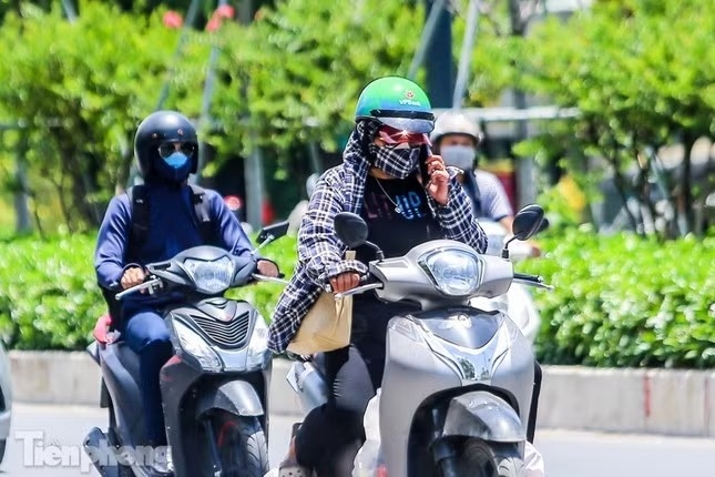 nắng n&oacute;ng ảnh 1
