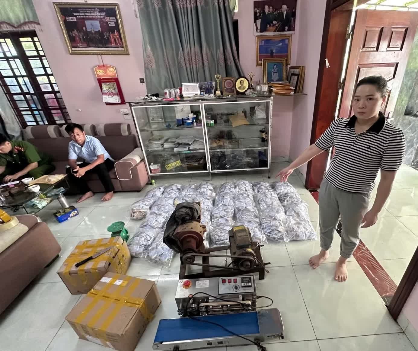 sản xuất,  bu&ocirc;n b&aacute;n,  thuốc Đ&ocirc;ng y giả ảnh 2