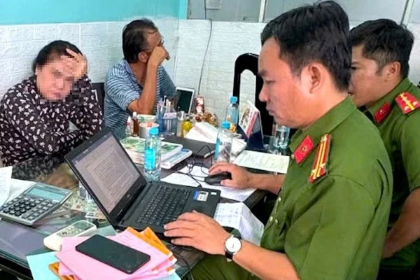 An Giang khởi tố vụ đóng gói gạo giả nhãn hiệu ST25