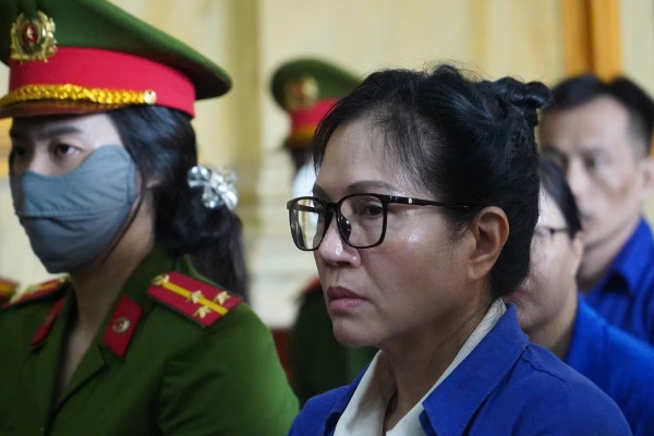 Nộp thêm 1,5 tỷ đồng, cựu Tổng giám đốc SJC Lê Thúy Hằng được đề nghị giảm án