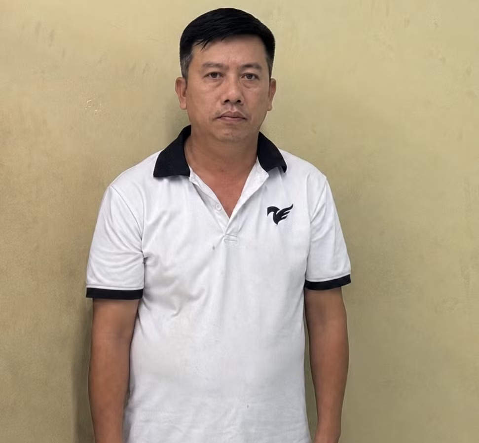 Cựu Trưởng ban,  Quản l&yacute; chung cư ảnh 2