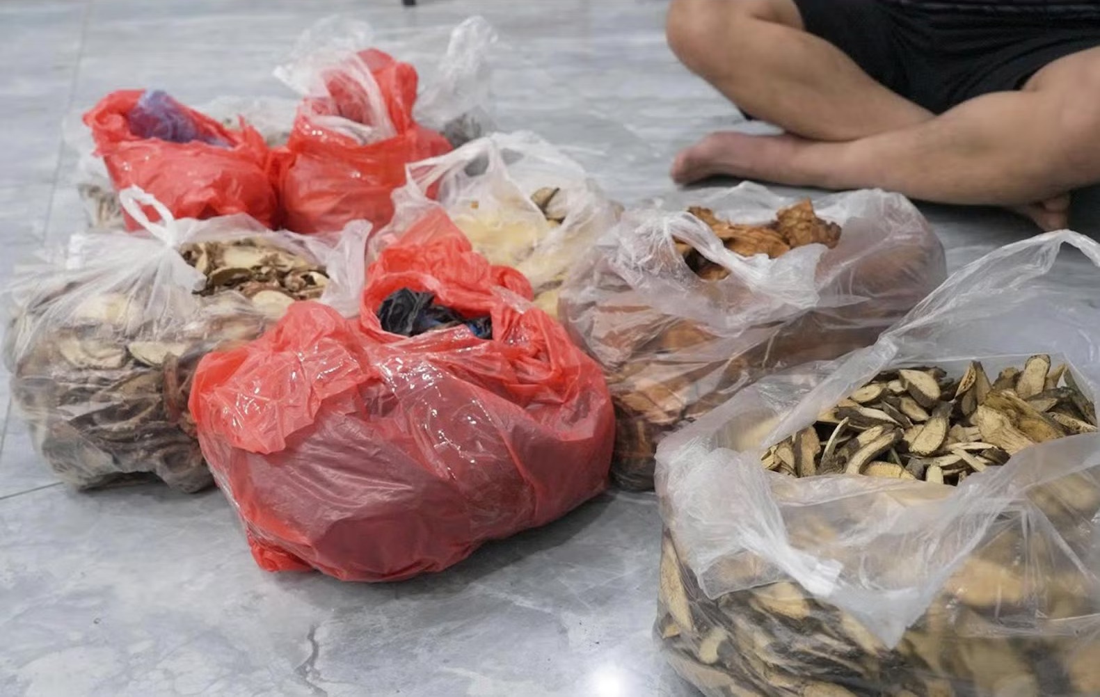Mạo danh lương y, bán thuốc điều trị, Yếu sinh lý, Triệu Sỹ Điền, Lương y ảnh 3 Mạo danh lương y, bán thuốc điều trị, Yếu sinh lý, Triệu Sỹ Điền, Lương y ảnh 3