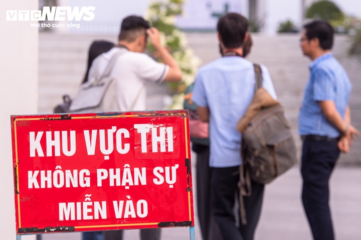 Chuy&ecirc;n Tuy&ecirc;n Quang ảnh 1