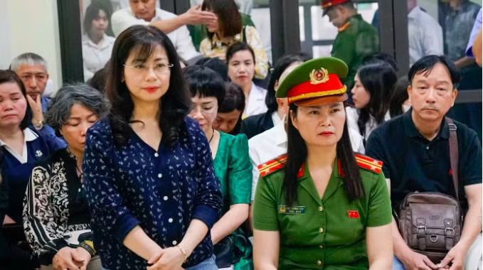 Nguyễn Thị B&igrave;nh,  THCS Ba Đ&igrave;nh,  Sắp xử ph&uacute;c thẩm,  cựu hiệu trưởng ảnh 2