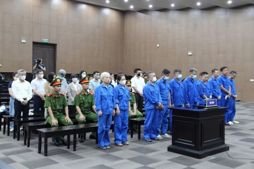 Lập 2 hệ thống,  Sổ s&aacute;ch kế to&aacute;n,  C&ocirc;ng ty Ho&agrave;ng Long ảnh 1