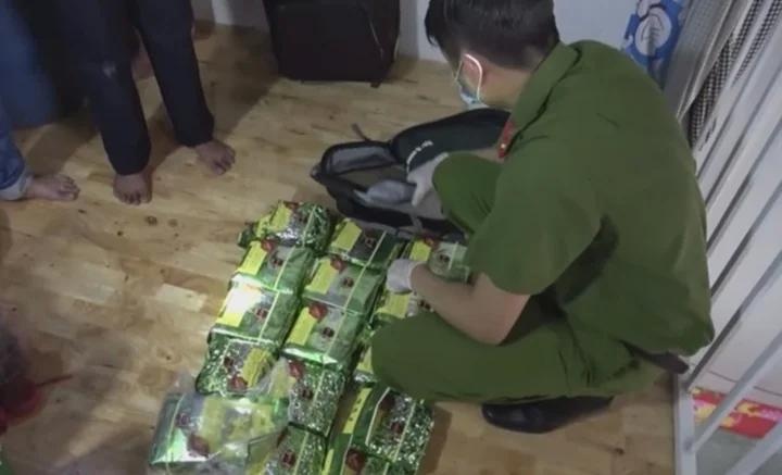 Tội mua bán trái phép chất ma túy