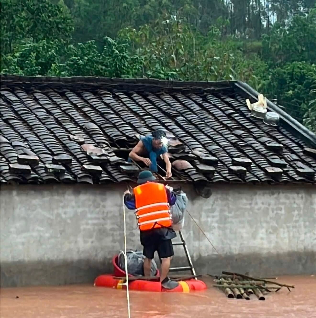 Lạng Sơn ngập ảnh 13