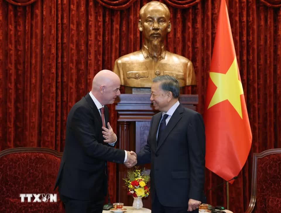 Tổng B&iacute; thư,  Chủ tịch nước ảnh 2