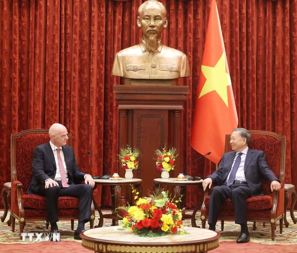 Tổng B&iacute; thư,  Chủ tịch nước ảnh 5