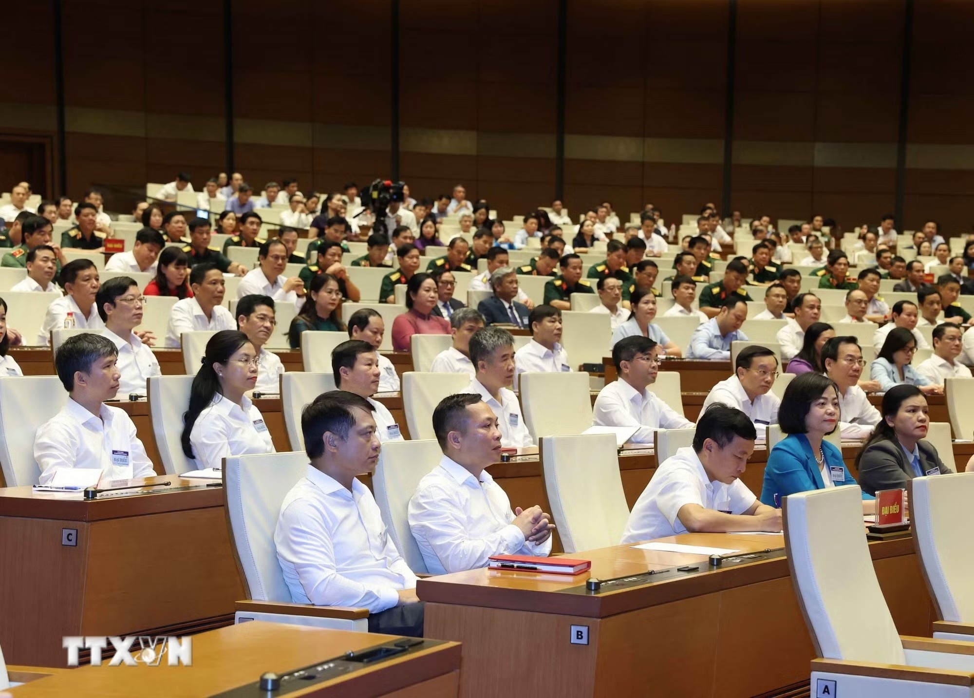 tổng b&iacute; thư ảnh 2