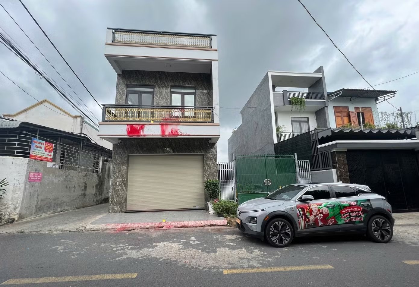 Tạt sơn ảnh 2