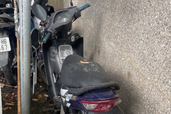 Công an Hà Nội tìm chủ sở hữu xe máy liên quan vụ án làm giả tài liệu