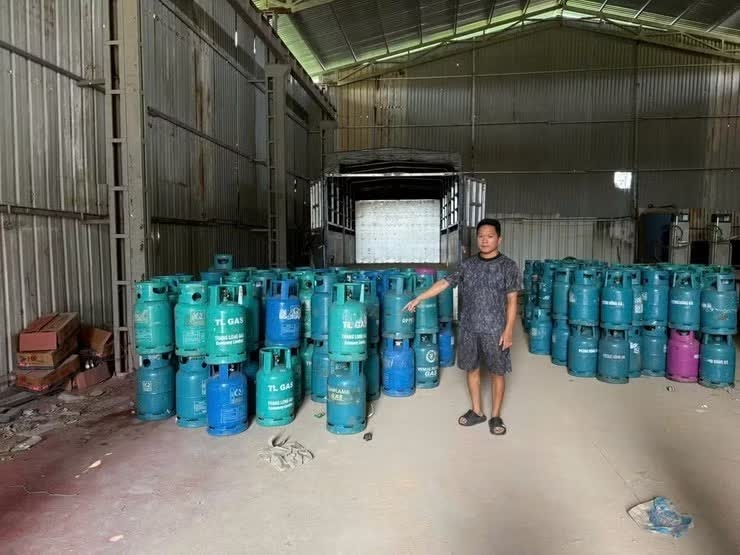 Đường d&acirc;y san chiết,  ph&acirc;n phối gas giả,  Cty Trần Hồng Qu&acirc;n,  C&ocirc;ng ty Gas Venus,  Gas Đất Việt,  GP Petrol,  Sellan gas,  Dầu kh&iacute; Đ&agrave;i Hải,  C&ocirc;ng ty Đ&agrave;i Hải,  Doanh nghiệp Đ&agrave;i Hải ảnh 2
