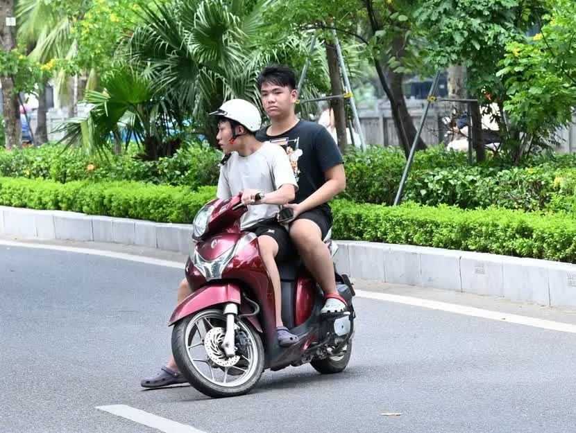 Thấy chốt CSGT,  kiểm tra,  nồng độ cồn ảnh 3