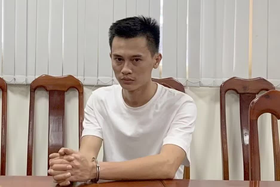Phan C&ocirc;ng Khanh ảnh 1