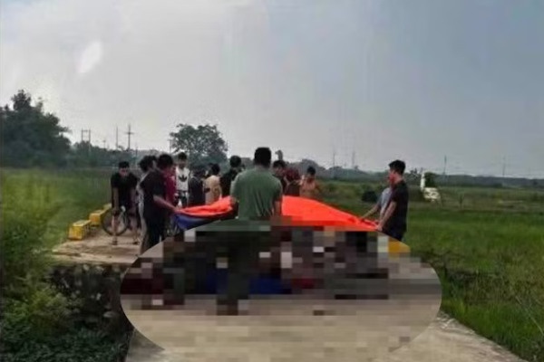 Thông tin '4 người bị sét đánh' ở Hà Nội là không chính xác