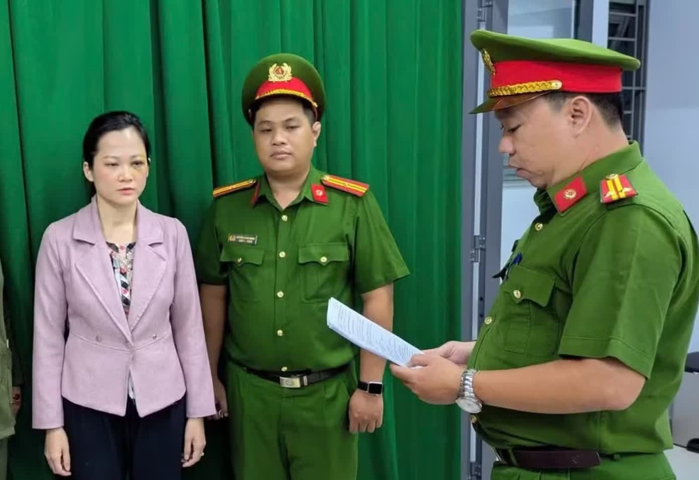 Nha khoa Tuyết Chinh,  Ph&ograve;ng kh&aacute;m Tuyết Chinh,  Chủ PK Tuyết Chinh,  Tuy&ecirc;n &aacute;n chủ,  ph&ograve;ng kh&aacute;m nha khoa ảnh 1