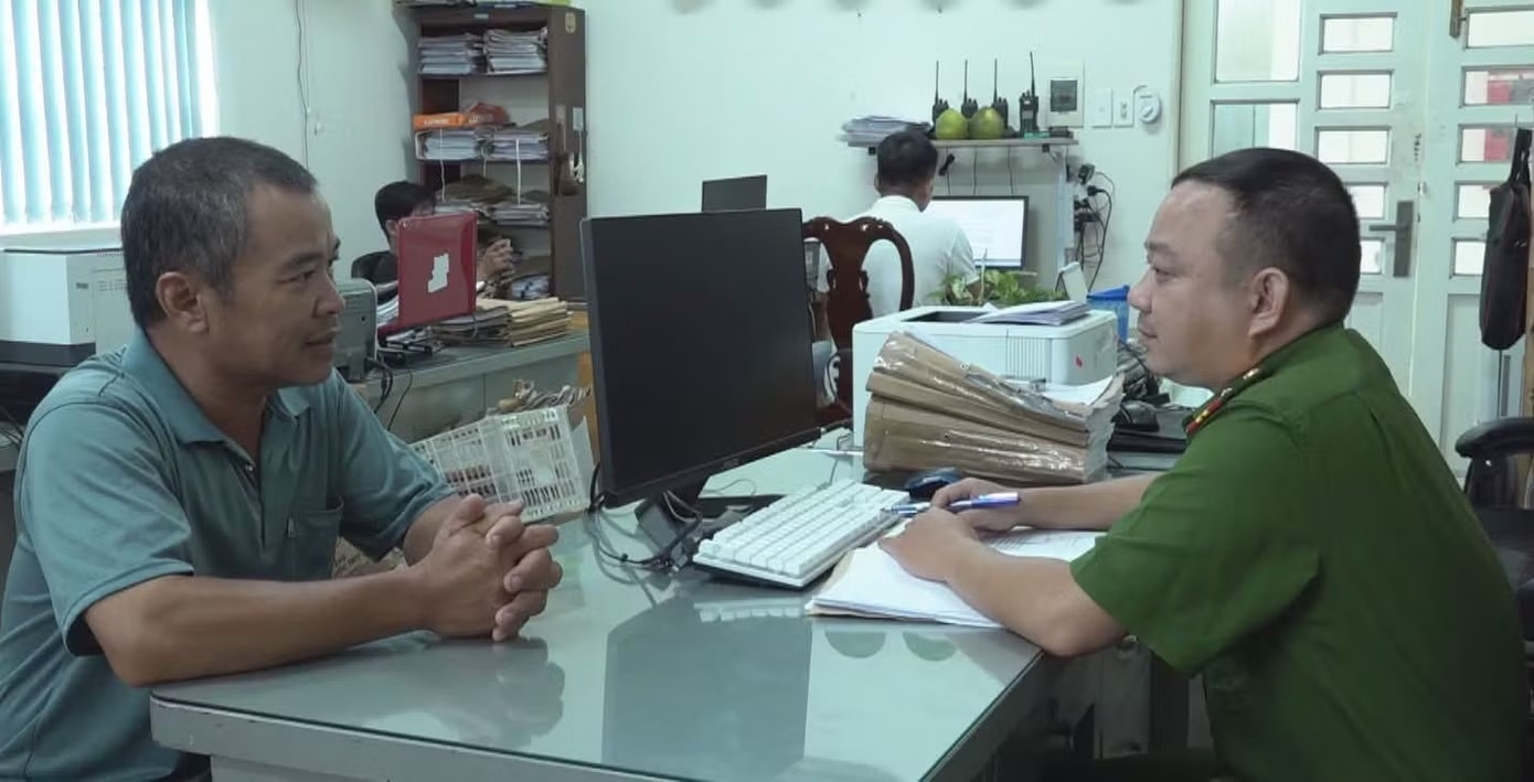 Thuê 3 xe ôtô mang đi bán rồi bỏ trốn