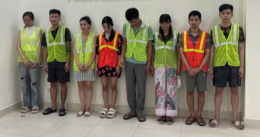 Ma t&uacute;y,  đội lốt tinh dầu,  đầu Pod,  chất ma t&uacute;y Etomidate ảnh 2