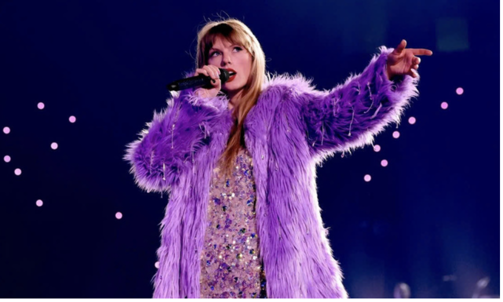 Tìm người bị lừa mua vé của ca sĩ Taylor Swift trên mạng