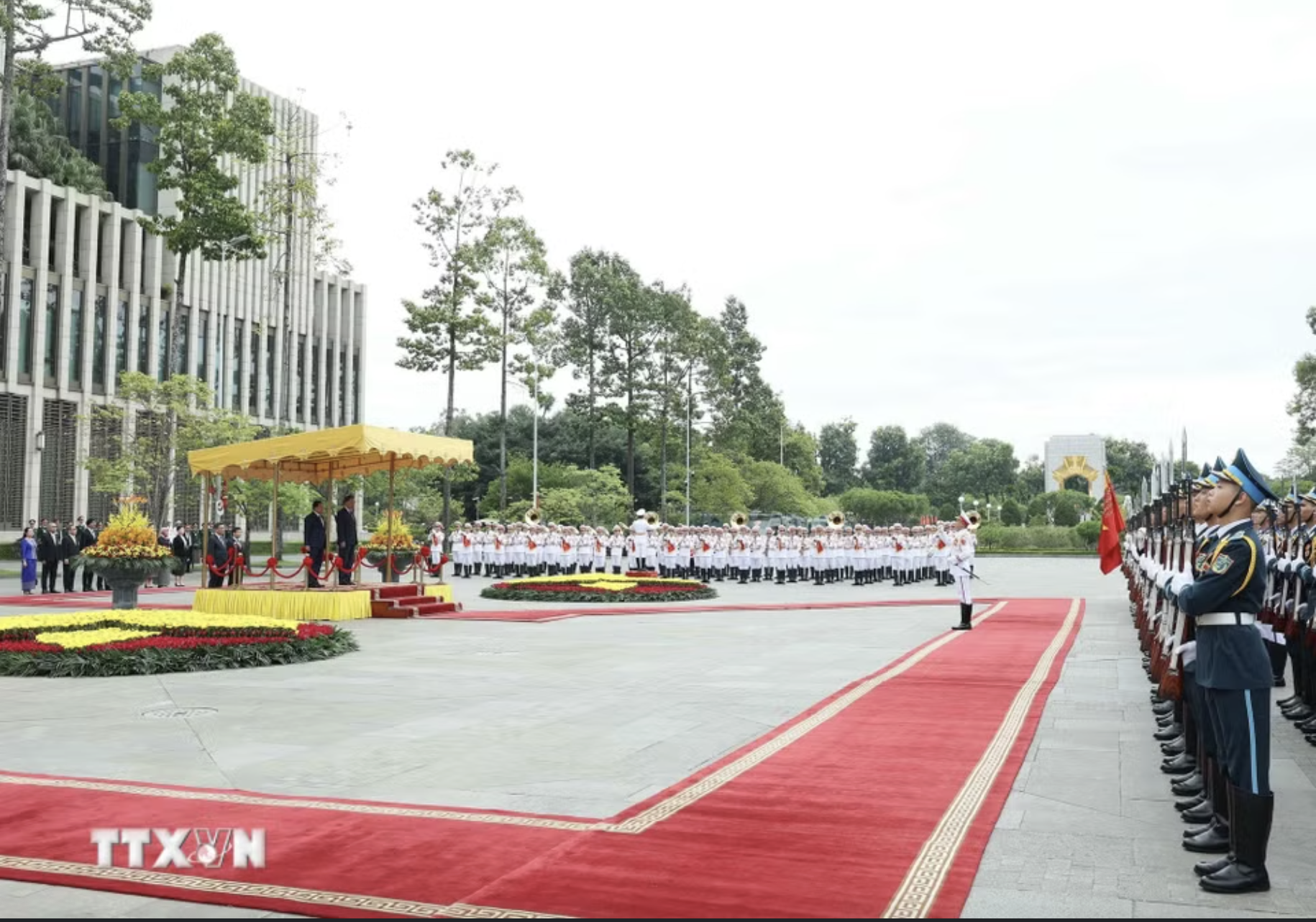 Tổng B&iacute; thư ảnh 7