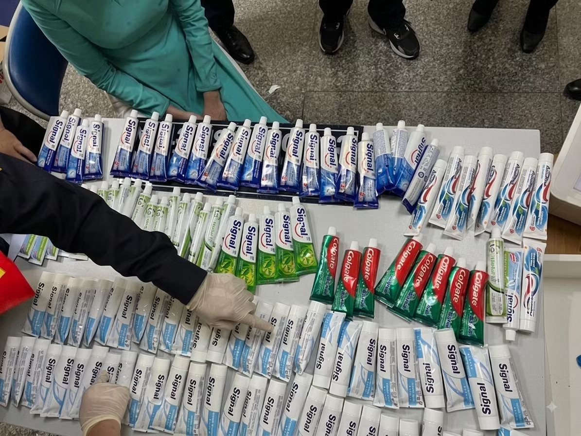 Hôm nay, tòa tuyên án ca sĩ Chi Dân, người mẫu An Tây, 225 bị cáo trong vụ VN10