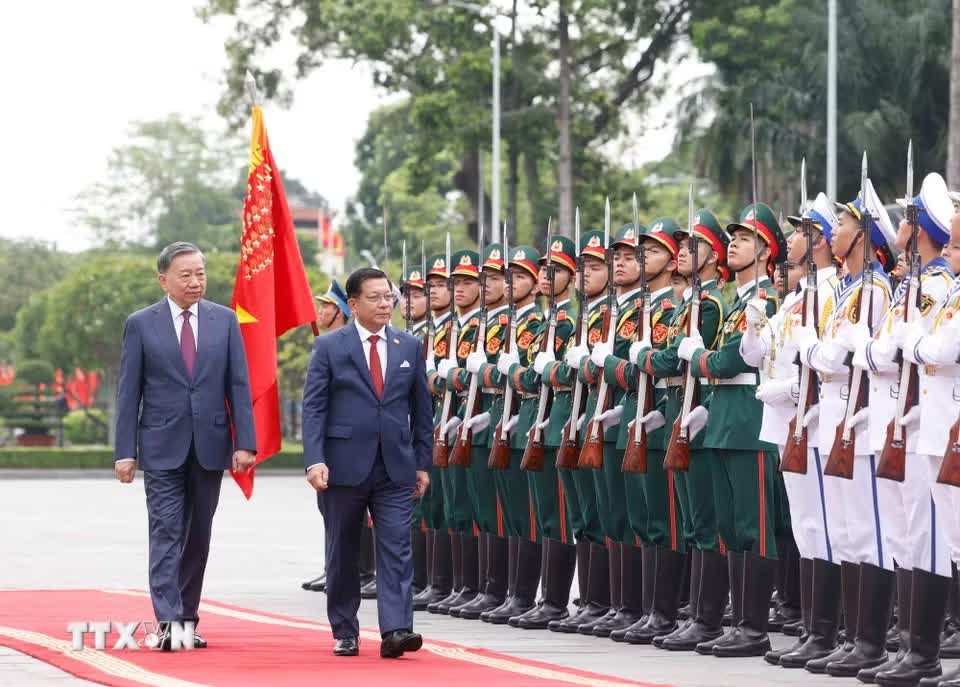 Tổng B&iacute; thư ảnh 11