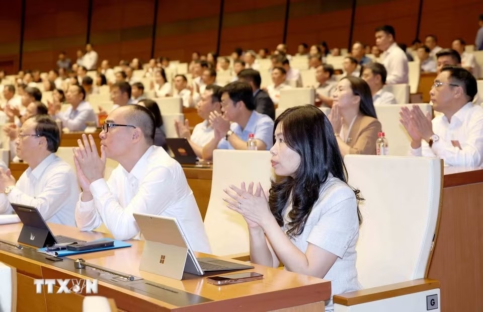 bộ ch&iacute;nh trị ảnh 12