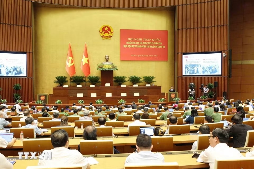 bộ ch&iacute;nh trị ảnh 13